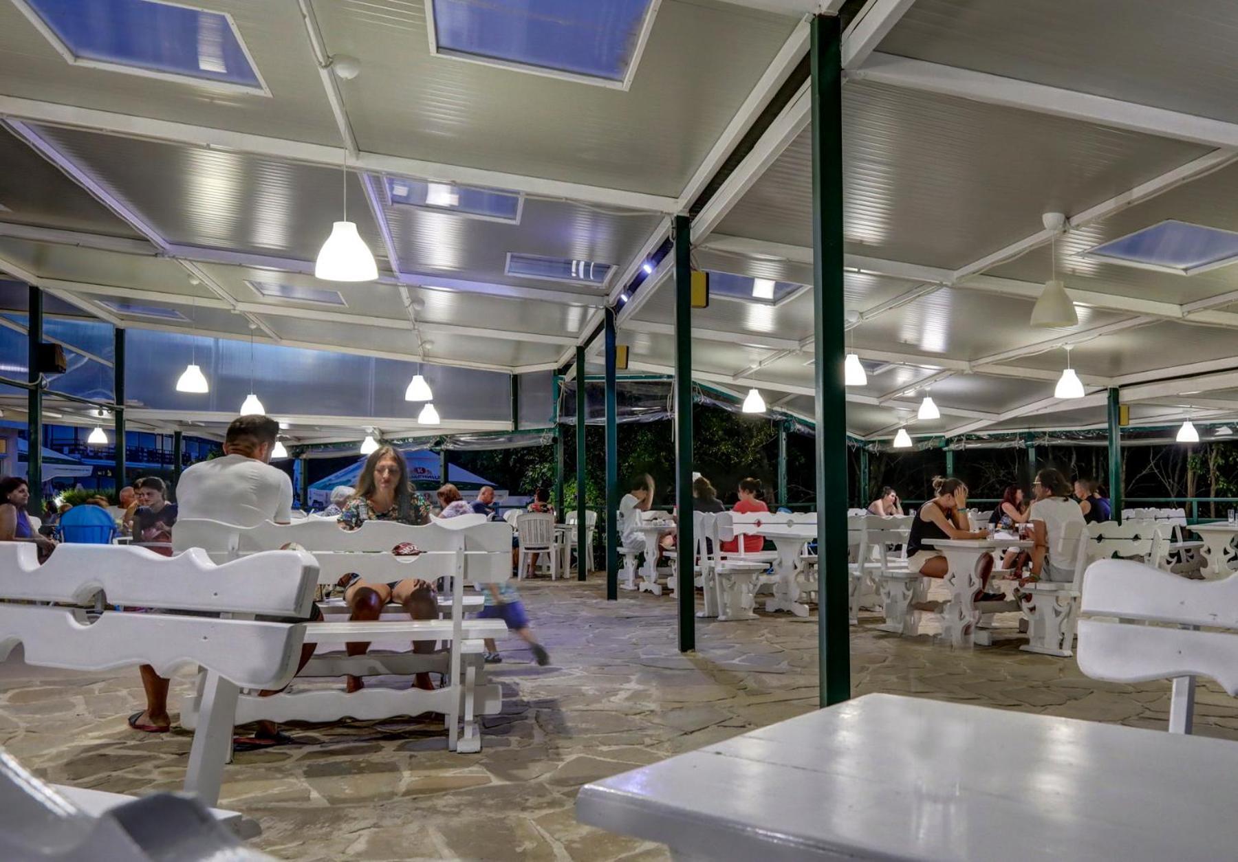 Kini Park Hotel All Inclusive & Free Parking Золоті Піски Екстер'єр фото